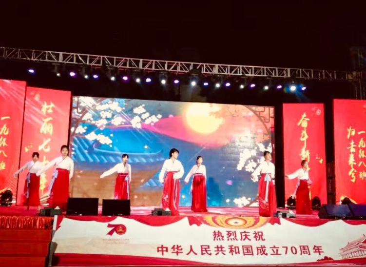 重慶南丁衛生職業學校2019年國慶特別篇！(圖3)
